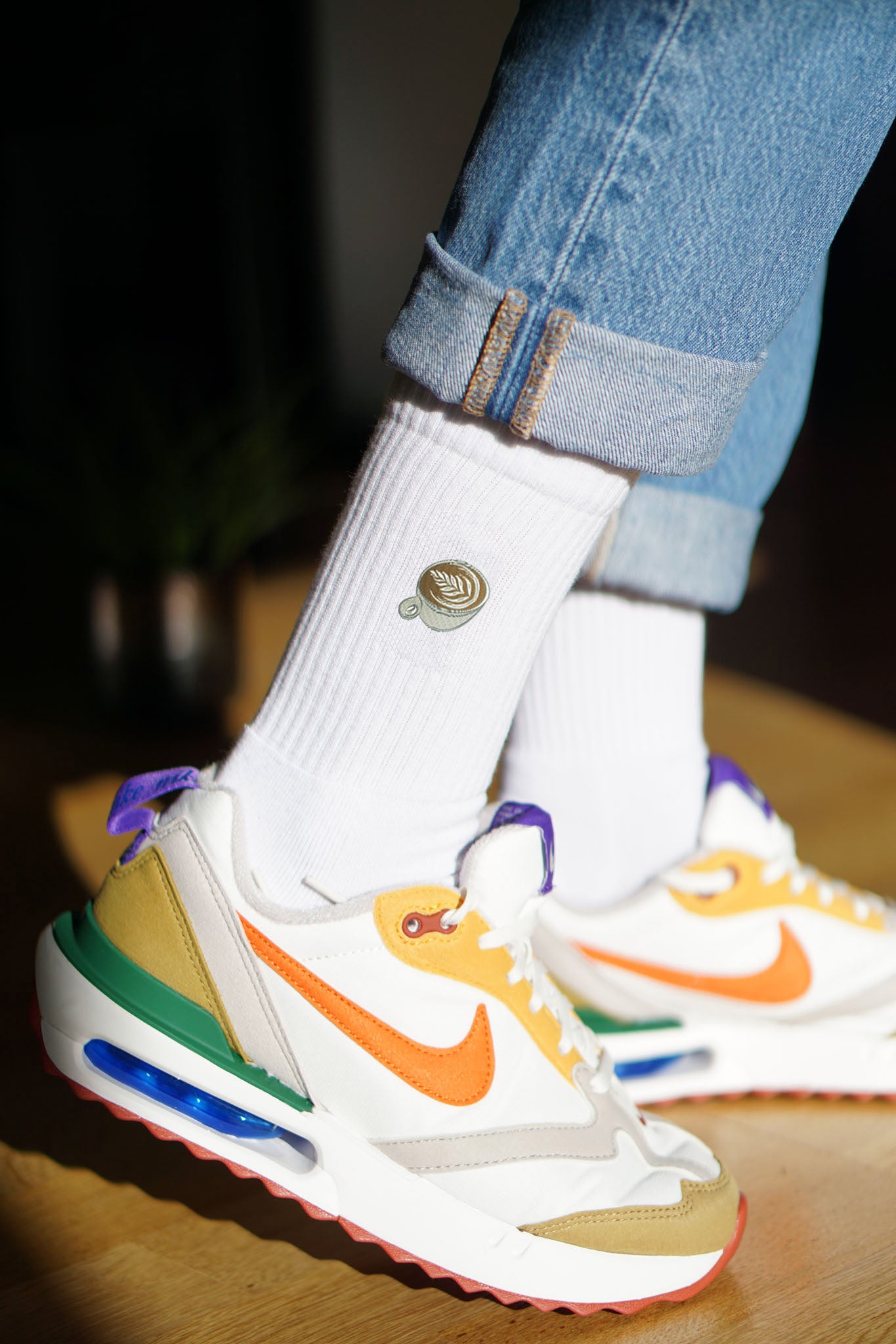 Flat White | Bestickte Bio Baumwoll Socken