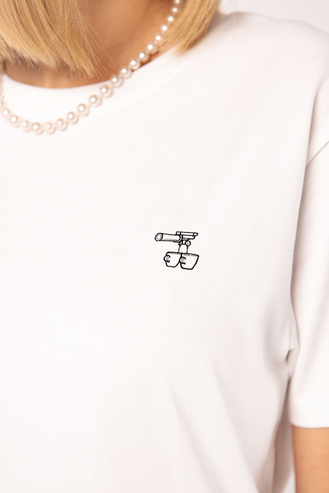 Due Caffè | Besticktes Oversized Bio Baumwoll-T-Shirt