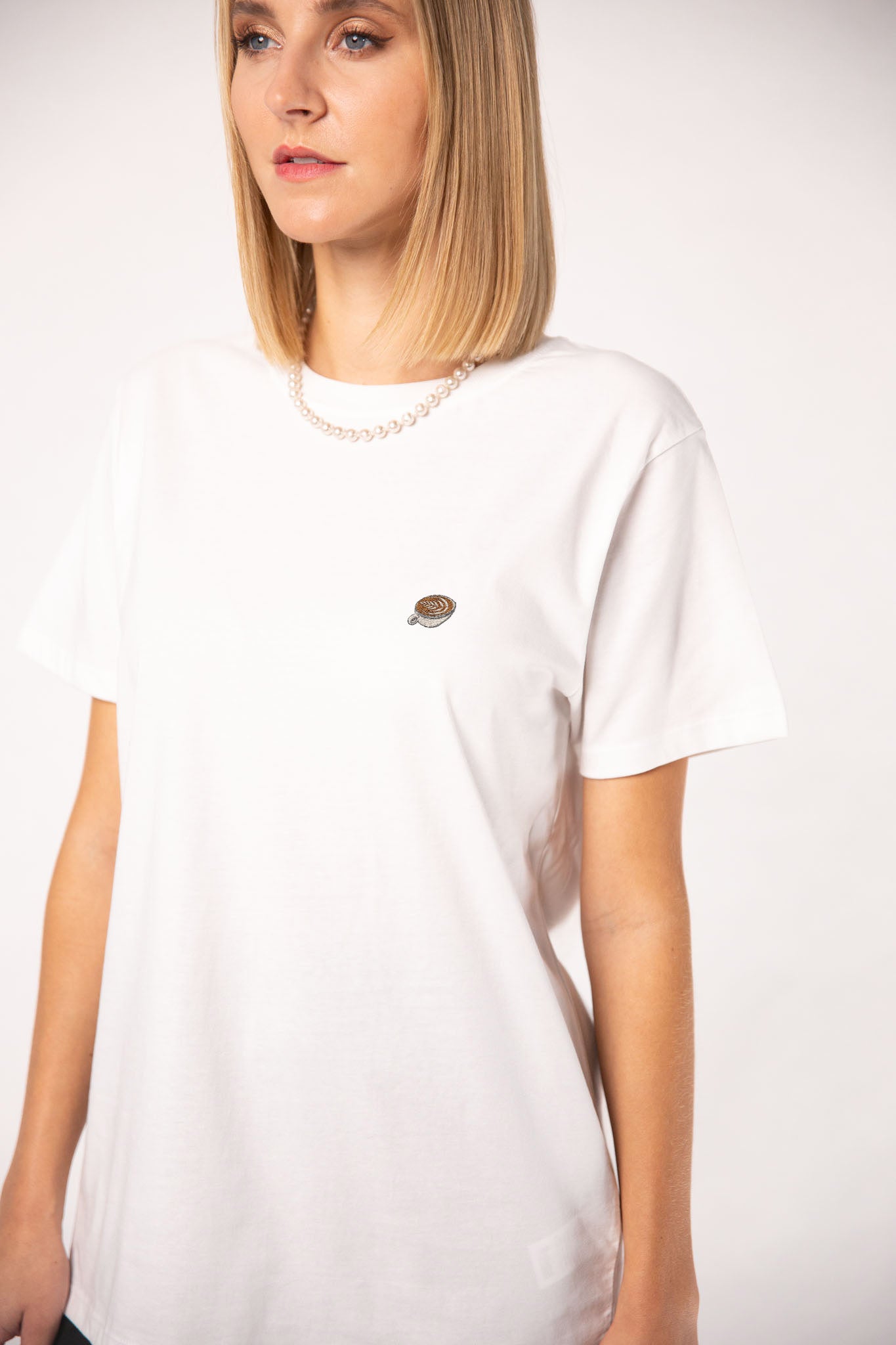 Flat White | Besticktes Frauen Oversized Organic Bio Baumwoll-T-Shirt