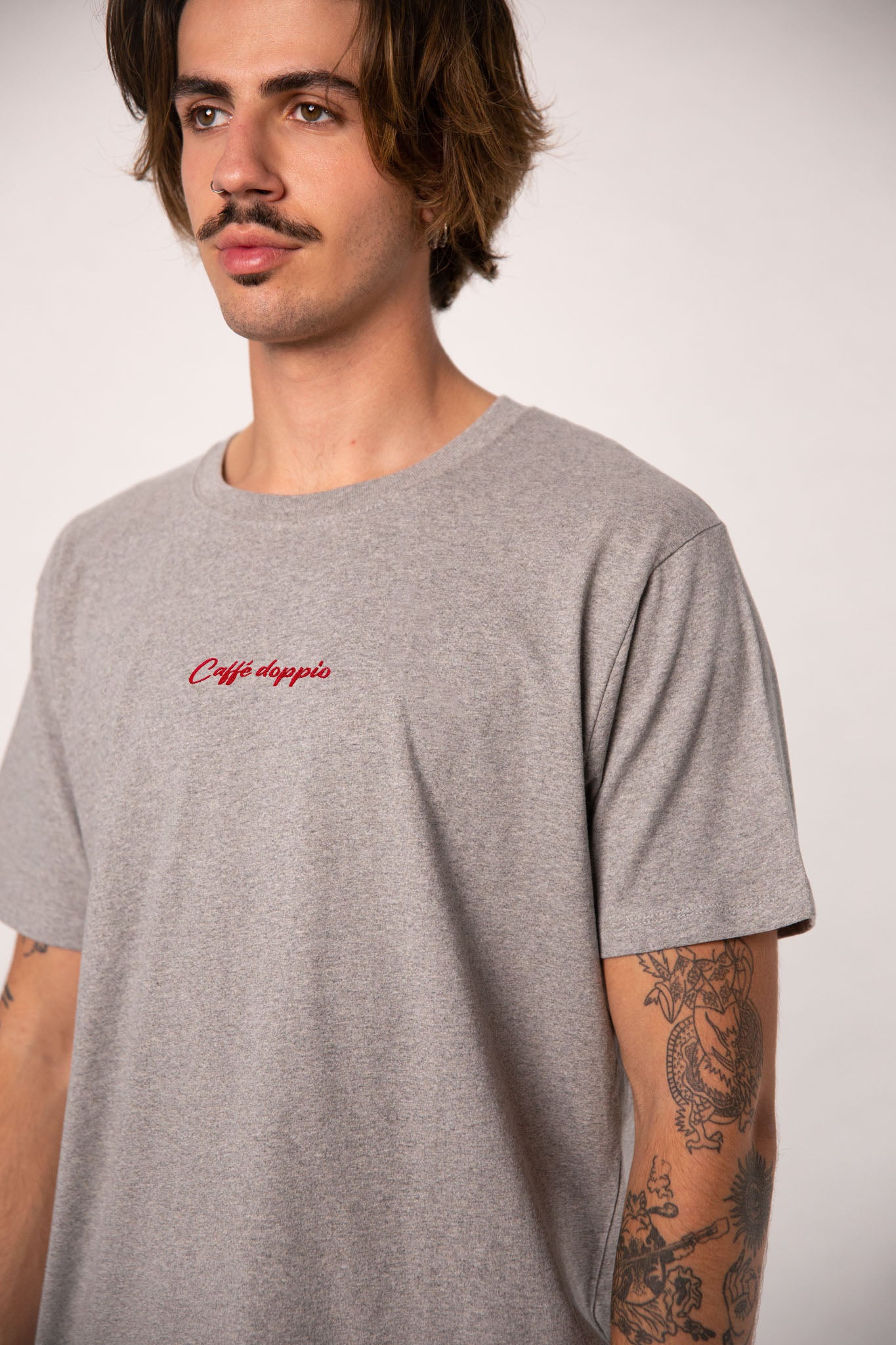 Caffé doppio | Besticktes Bio Baumwoll Männer T-Shirt