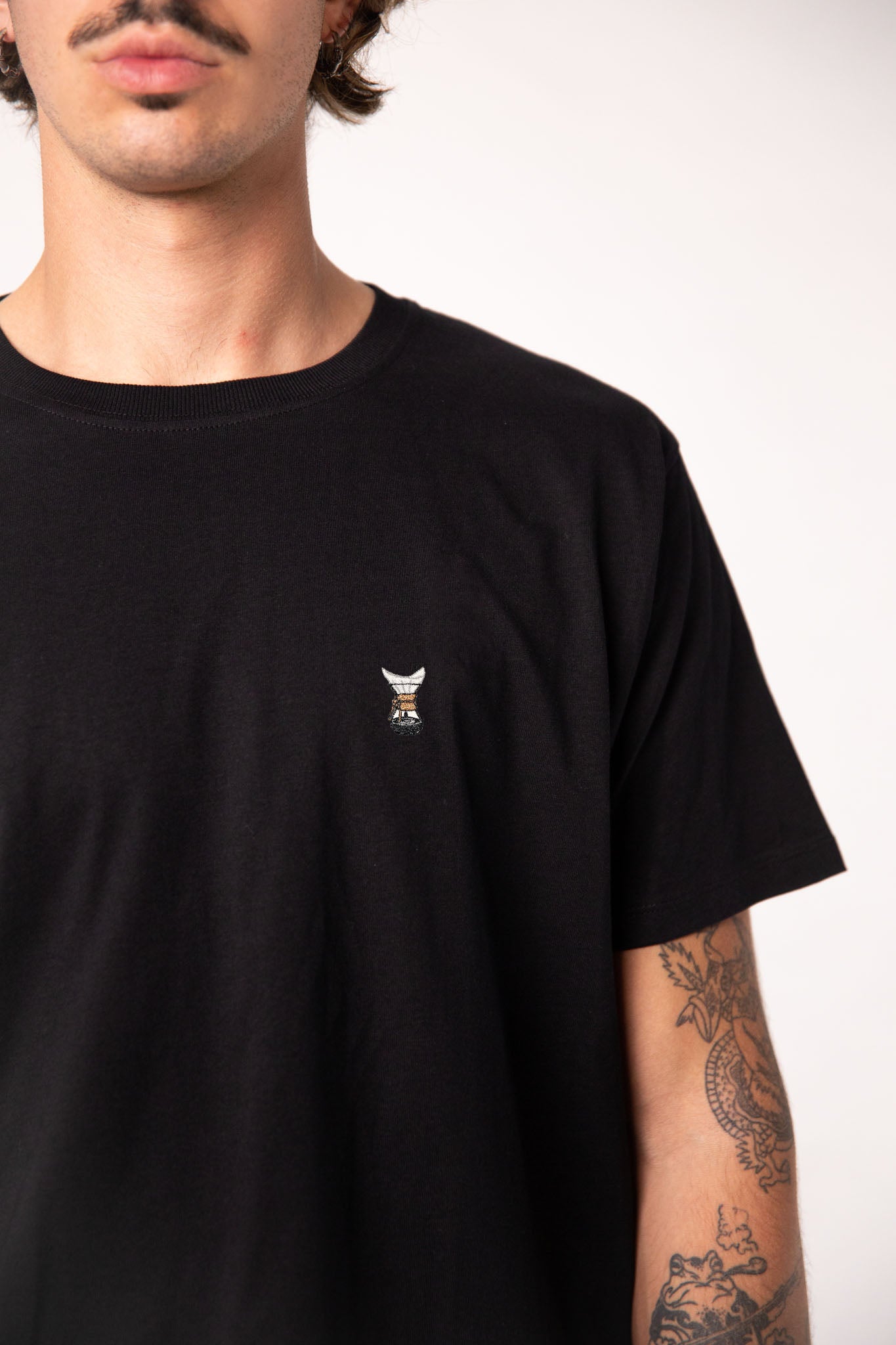Sophisticated filter  | Besticktes Organic Bio Baumwoll Männer T-Shirt