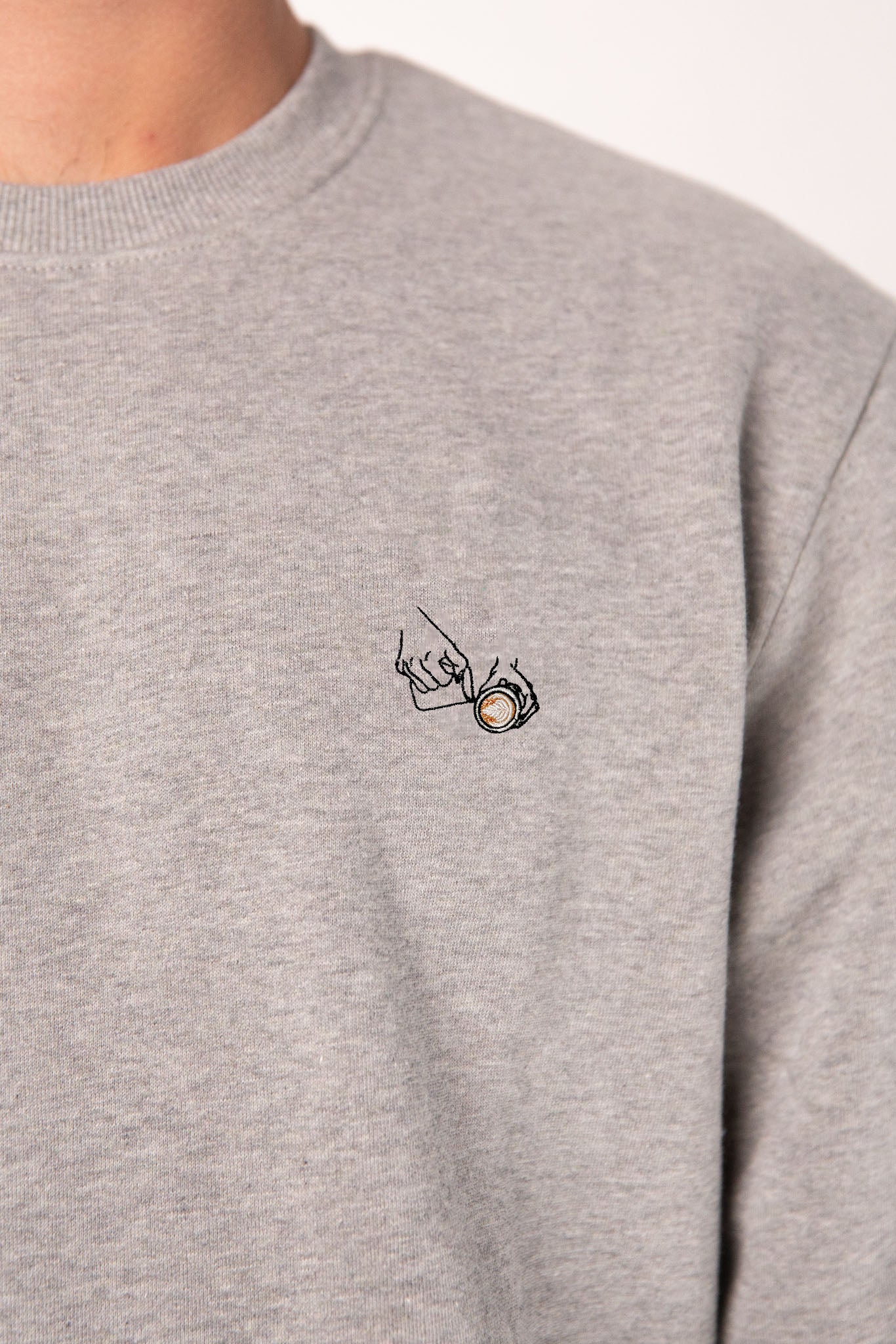 Latte Art | Bestickter Bio-Baumwoll Pullover